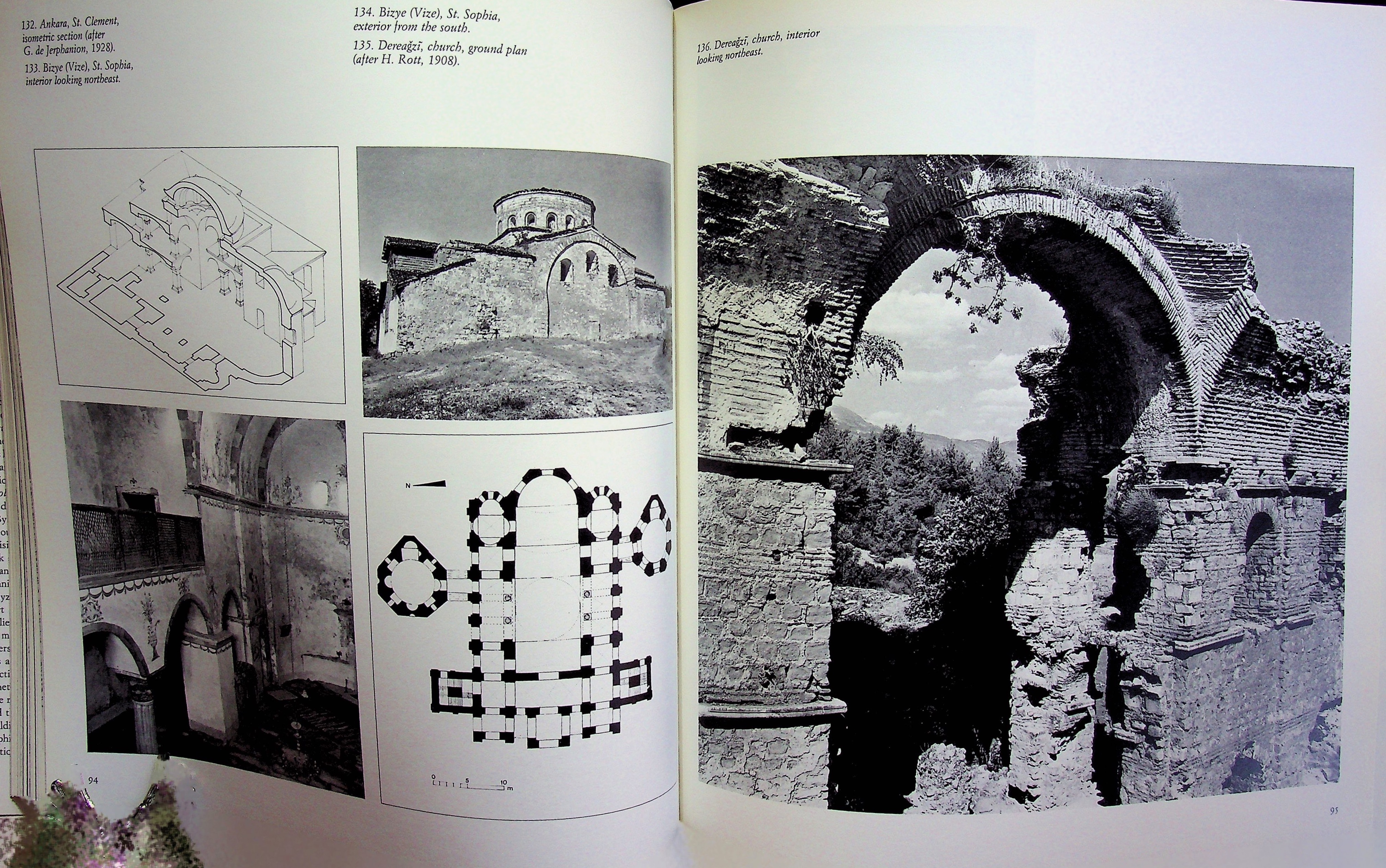 Byzantine Architecture (History of World Architecture)